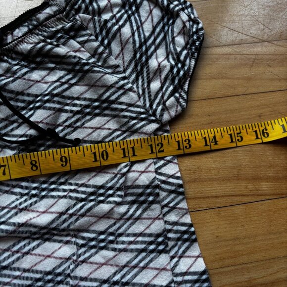 Burberry London Girls' Plaid Knit Top - Size140A - Picture 4 of 10